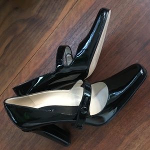 BLACK MARY JANE GUCCI - SIZE 7